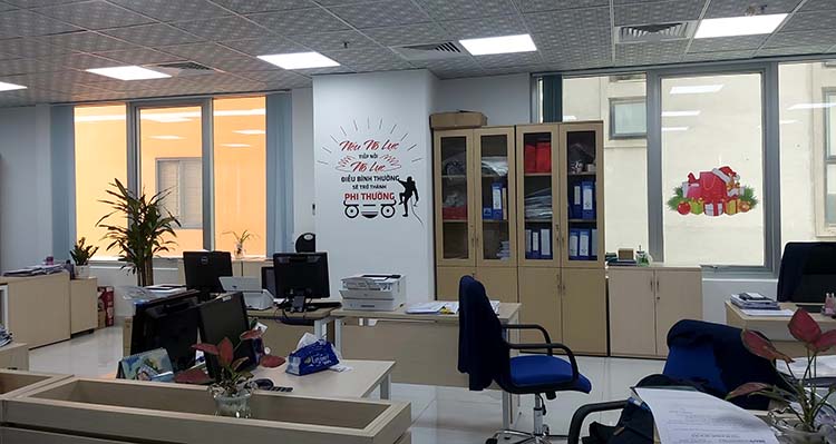 Gợi ý 50 mẫu vẽ tranh tường văn phòng đẹp ấn tượng xu hướng 2026 26 Ve tranh tuong trang tri tuong sang tao GB 14