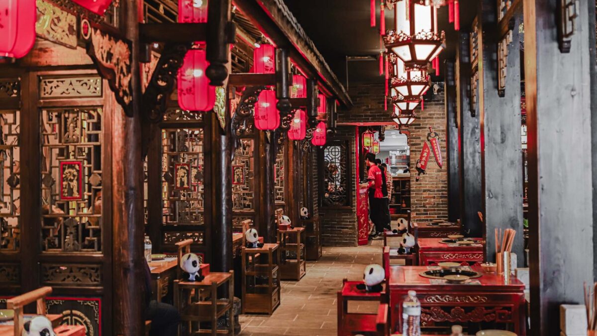 Top 100 mẫu thiết kế nội thất nhà hàng đẹp chuyên nghiệp xu hướng hiện nay 16 Mau thiet ke va thi cong nha hang Trung Hoa e1665399670228